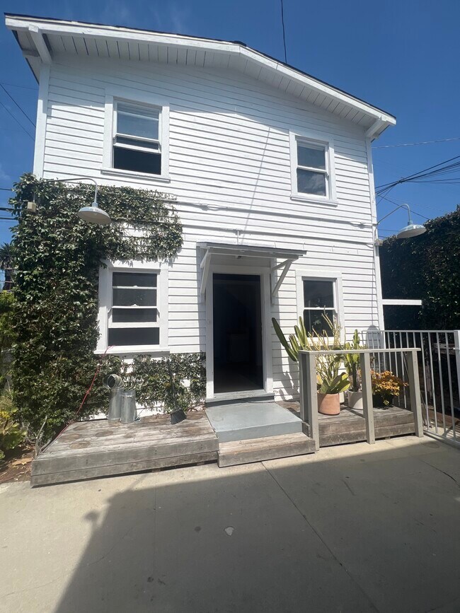 1413 Abbot Kinney Blvd Rentals in Los Angeles, CA