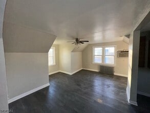 1 Coolidge Pl in Haledon, NJ - Building Photo - Building Photo