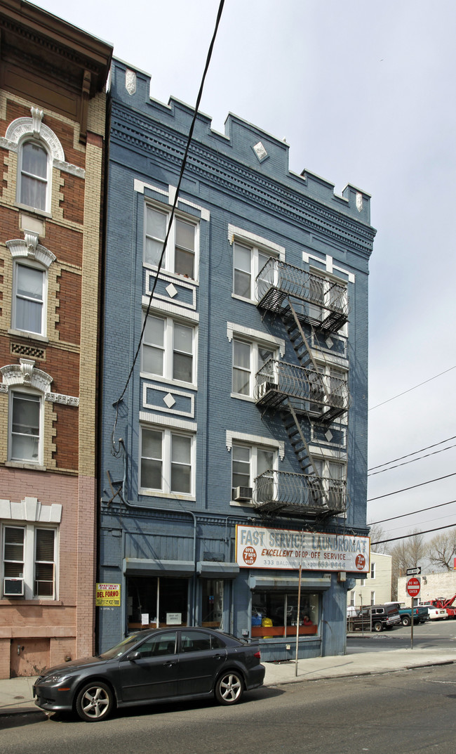 333 Baldwin Ave in Jersey City, NJ - Building Photo - Building Photo