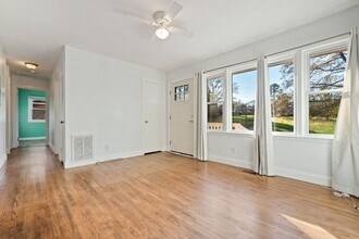 2907 Beechwood Dr in Durham, NC - Building Photo - Building Photo