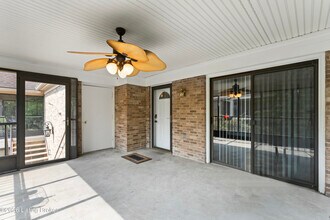 10331 Shelbyville Rd in Blue Ridge Manor, KY - Building Photo - Building Photo