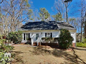 6125 Krandon Dr in Raleigh, NC - Building Photo