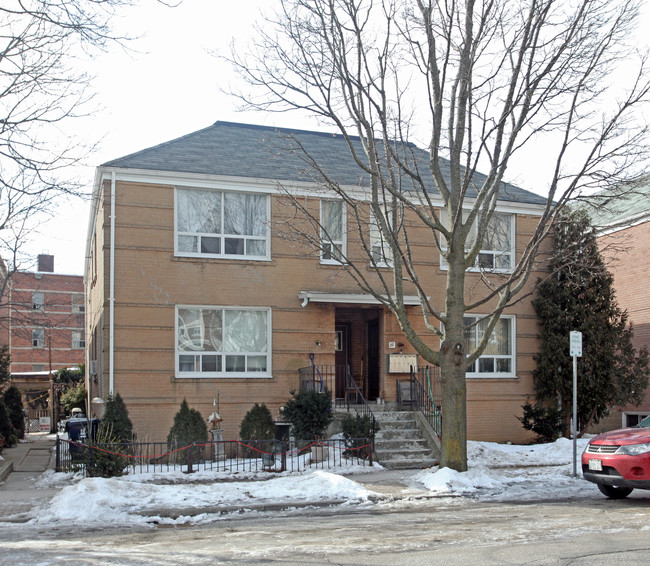 20 Norris Cres in Toronto, ON - Building Photo - Primary Photo