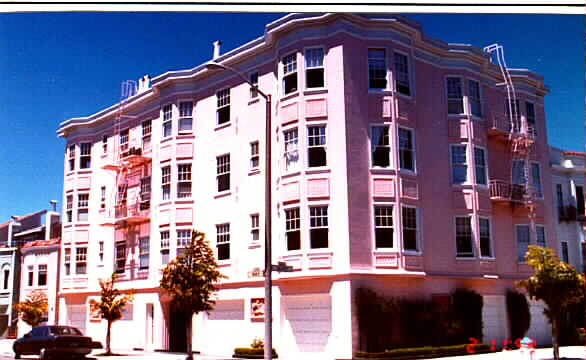 2100 Bay St in San Francisco, CA - Building Photo - Building Photo