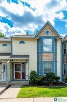 109 Freedom Ct in Bethlehem, PA - Building Photo