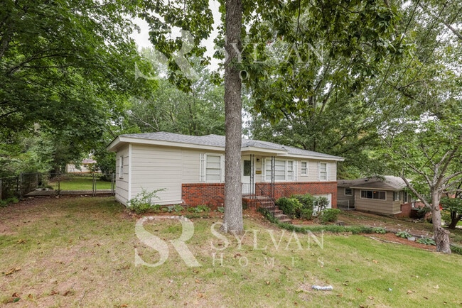1932 5th St NE in Center Point, AL - Building Photo - Building Photo