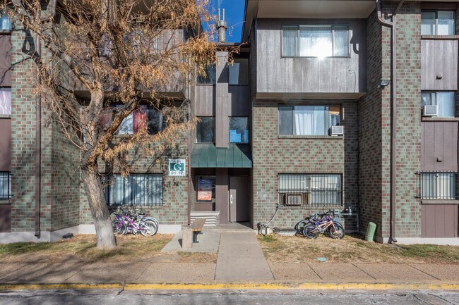 Orchard Glen Apartments in Denver, CO - Foto de edificio - Building Photo