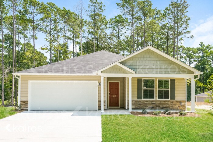 2607 Provence Dr SE in Bolivia, NC - Building Photo
