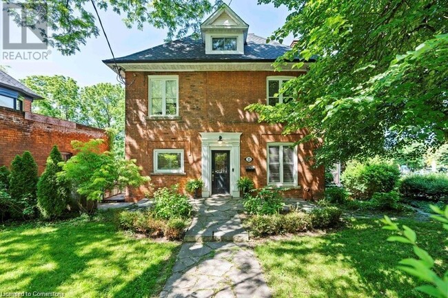 15 Freeman Pl