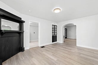 84 Pasadena St in Pittsburgh, PA - Building Photo - Building Photo