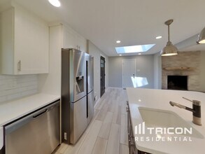 408 Meadowhurst Ln in Media, PA - Foto de edificio - Building Photo