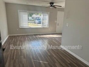 955 Chelsea Ave in Dayton, OH - Building Photo - Building Photo