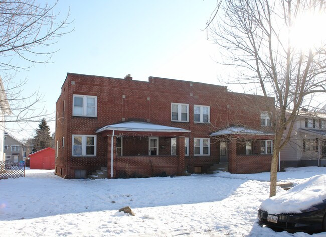 140-146 N Roys Ave in Columbus, OH - Building Photo - Building Photo