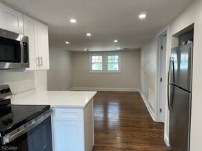 515 Hamburg Turnpike in West Milford, NJ - Building Photo - Building Photo