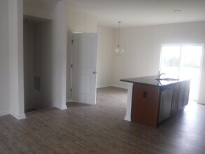202 Magellan Dr in Martinsburg, WV - Building Photo - Building Photo