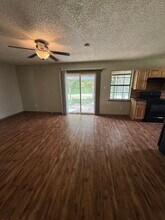 106 N Fairview Dr in Lampasas, TX - Building Photo - Building Photo