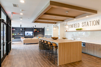 Winfield Station in Winfield, IL - Foto de edificio - Interior Photo