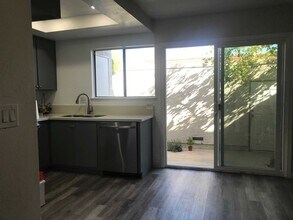 28035 Ridgebluff Ct in Rancho Palos Verdes, CA - Building Photo - Building Photo