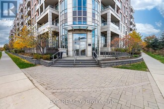 2480-2480 Prince Michael Drive in Oakville, ON - Building Photo - Building Photo