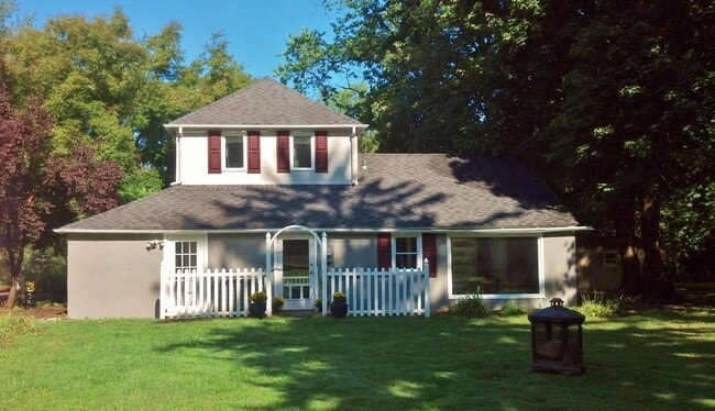 property at 657 S Sumneytown Pike