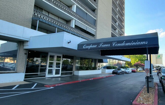 property at 700 E 9th St