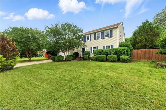 707 Lipton Dr in Newport News, VA - Building Photo - Building Photo