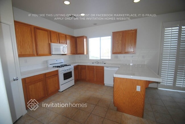 2107 Bosc Ln in Palmdale, CA - Building Photo - Building Photo