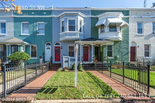 1541 3rd St NW