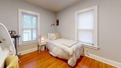 1808 Como Ave SE in Minneapolis, MN - Building Photo - Building Photo