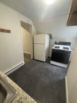 57 Gage St in Kingston, NY - Building Photo