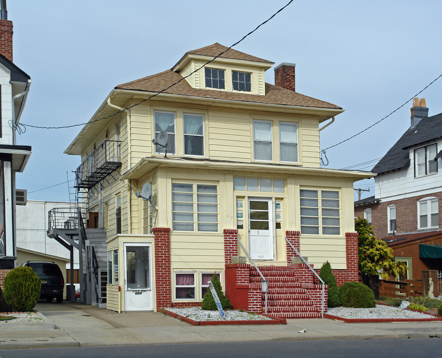 4915 Ventnor Ave in Ventnor City, NJ - Foto de edificio