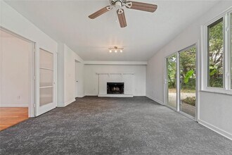 2115 Sycamore Dr in Winter Park, FL - Building Photo - Building Photo