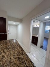 520 SW 111th Ave in Pembroke Pines, FL - Building Photo - Building Photo