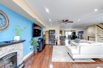 1625 Paterson Plank Rd in Secaucus, NJ - Building Photo - Building Photo