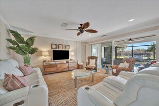 1038 Contento St in Siesta Key, FL - Building Photo