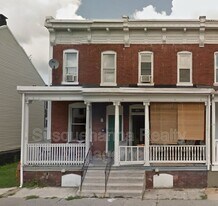 337 S 15th St in Harrisburg, PA - Building Photo