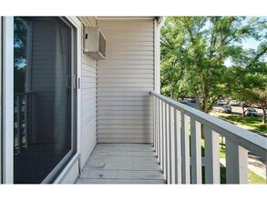 1601 N Innsbruck Dr in Fridley, MN - Building Photo - Building Photo