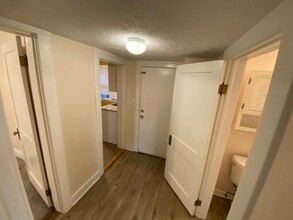 4001 Daisy Ave, Unit Up in Cleveland, OH - Building Photo - Building Photo
