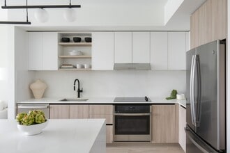 Avara in Miami Beach, FL - Building Photo - Building Photo