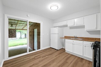 1208 Gadd Rd in Chattanooga, TN - Building Photo - Building Photo