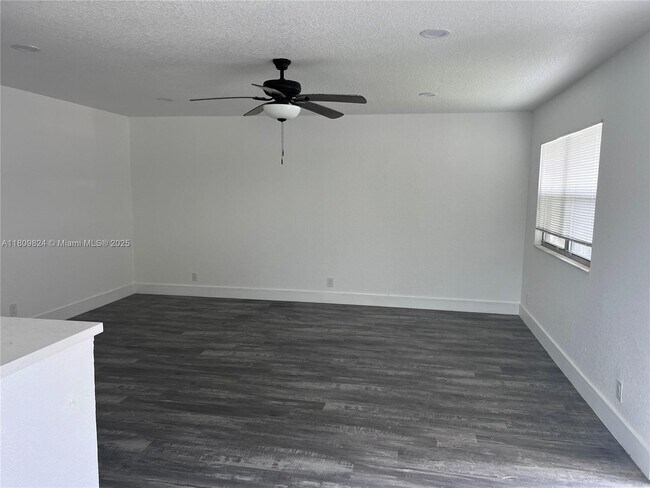 89 Brittany Ln in Delray Beach, FL - Building Photo - Building Photo