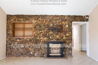 801 E Halcyon Rd in Tucson, AZ - Building Photo - Building Photo