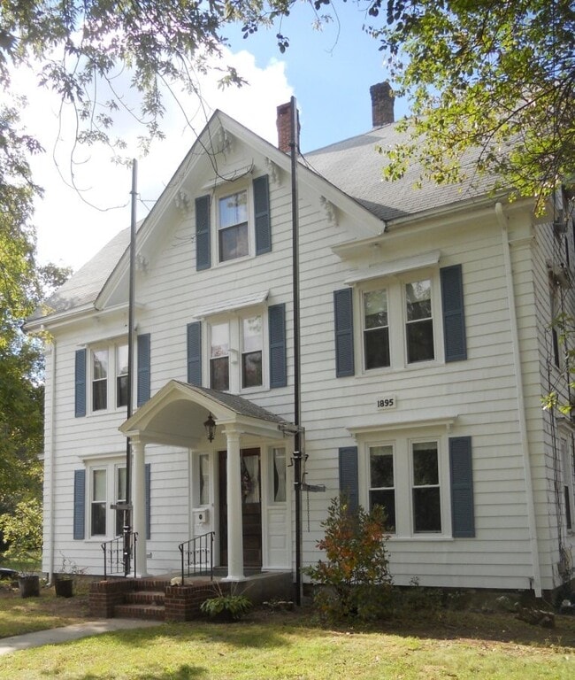 298 Main St, Unit 298 Main Street UNIT 2