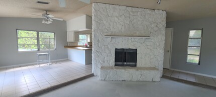 5415 SW 20th St in Ocala, FL - Building Photo - Building Photo