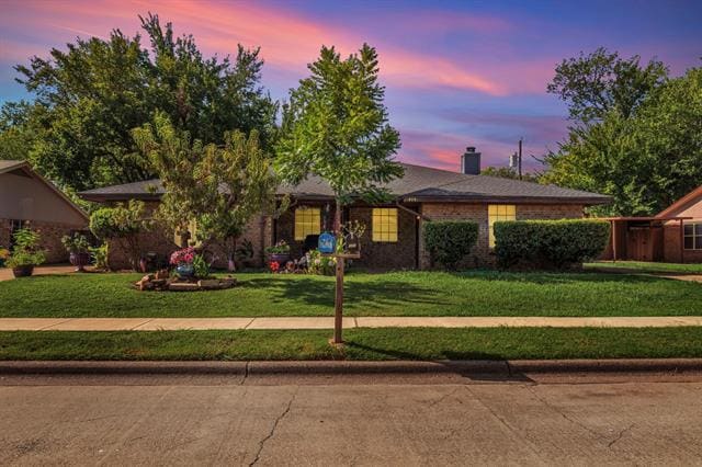 808 Windcrest Dr in Keller, TX - Foto de edificio - Building Photo