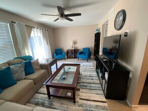 6264 Ducketts Ln in Elkridge, MD - Building Photo - Building Photo