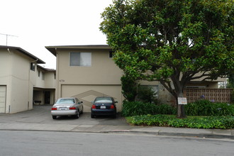 474 Studio Cir in San Mateo, CA - Building Photo - Building Photo