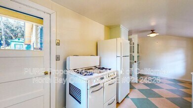 7225 Bodega Ave in Sebastopol, CA - Building Photo - Building Photo