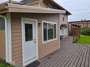 704 G St in Crescent City, CA - Building Photo - Building Photo