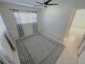 2515 Emory Dr W, Unit A in West Palm Beach, FL - Building Photo - Building Photo